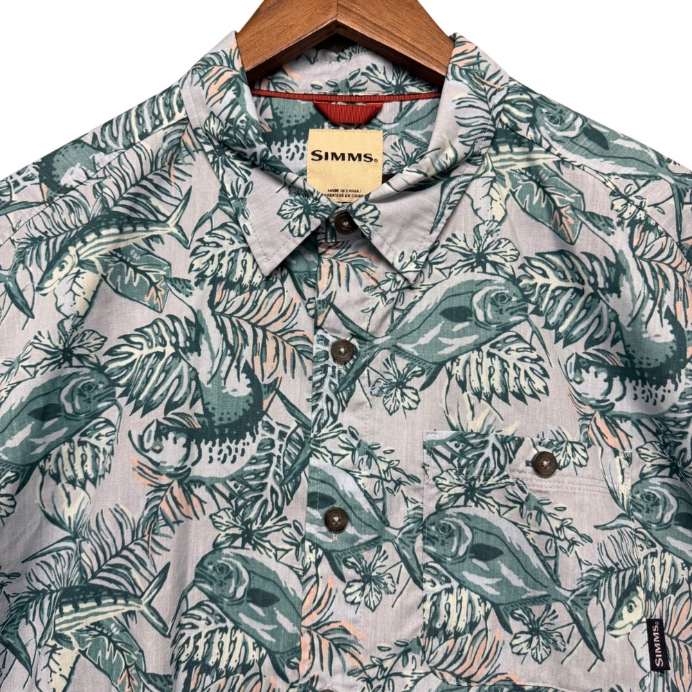 Simms Button Up Shirt Mens M Blue Fish Tropical Print AOP Fishing Outdoors Beach